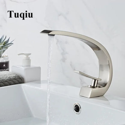 Basin Faucet Modern Bathroom Mixer Tap Nickel/Black/Gold Wash Basin Faucet Single Handle Hot and Cold Waterfall Faucet