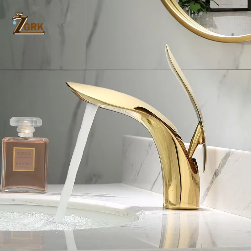 Basin Faucets Elegant Bathroom Faucet Hot and Cold Water Basin Mixer Tap Golden Finish Brass Toilet Sink Water Tap White