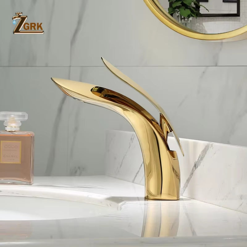 Basin Faucets Elegant Bathroom Faucet Hot and Cold Water Basin Mixer Tap Golden Finish Brass Toilet Sink Water Tap White